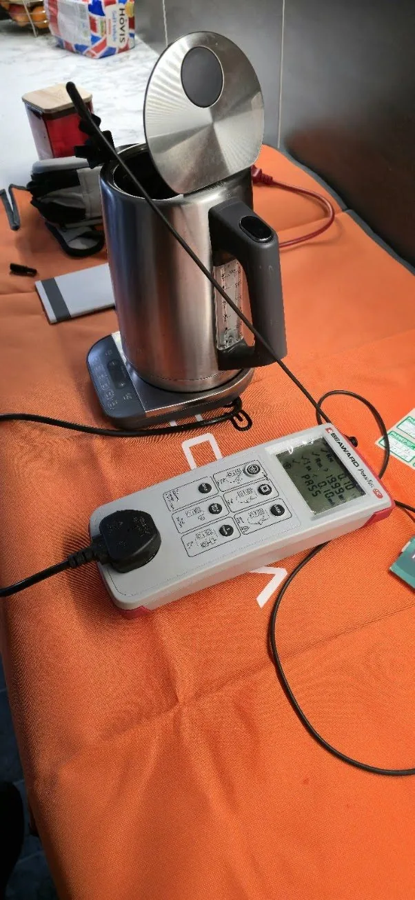 PAT testing an electric kettle using a Seaward electrical tester