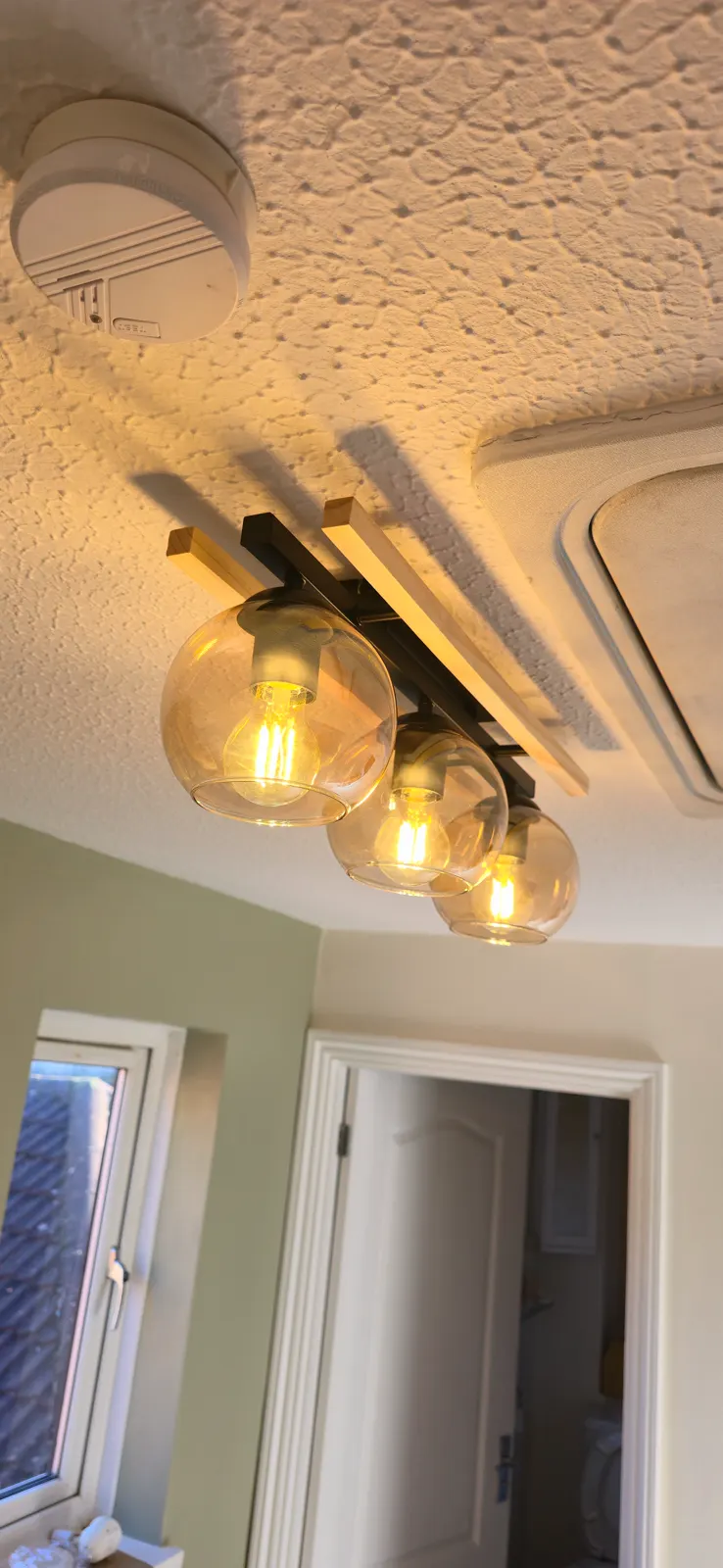 Three light ceiling fitting and smoke alarm electrical installation